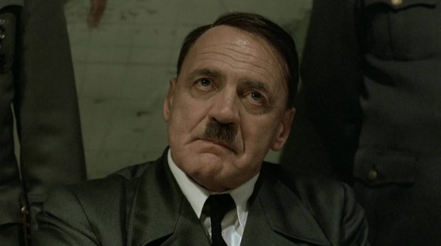 La chute - Photos et affiches. 10 Bruno Ganz dans La chute Der untergang Downfall 2004