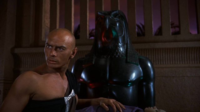 Les Dix Commandements - Photos et affiches. 21 Charlton Heston dans Les Dix Commandements The Ten Commandments 1956