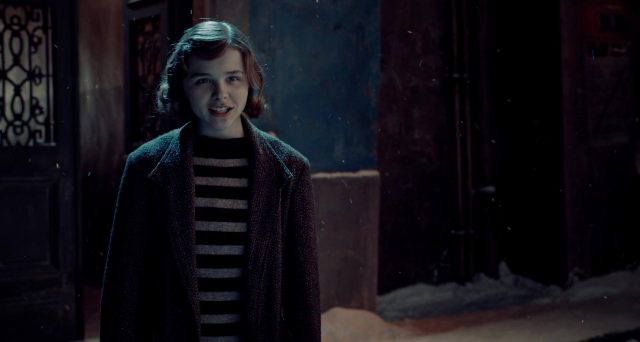 Hugo Cabret - Photos et affiches. 22 Asa Butterfield Ben Kingsley et Chloë Grace Moretz dans Hugo Cabret 2011