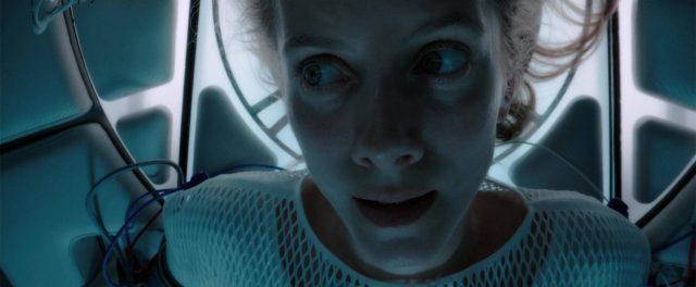 Oxygène - Photos et affiches. 8 Mélanie Laurent dans Oxygène 2021