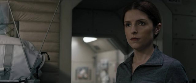 Le passager n°4 - Photos et affiches. 12 Anna Kendrick et Toni Collette dans Le passager n°4 Stowaway 2021