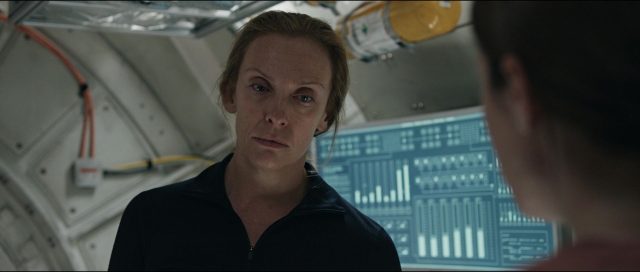 Le passager n°4 - Photos et affiches. 13 Anna Kendrick et Toni Collette dans Le passager n°4 Stowaway 2021