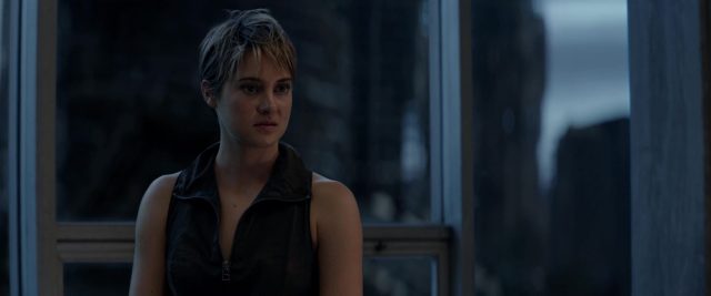 Divergente 2 : l'insurrection - Photos et affiches. 33 Shailene Woodley dans Divergente 2 : l'insurrection Insurgent 2015