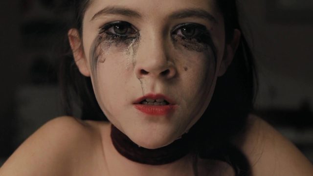 Esther - Photos et affiches. 13 Isabelle Fuhrman Vera Farmiga et Peter Sarsgaard dans Esther Orphan 2009