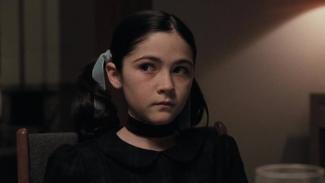Esther - Photos et affiches. 14 Isabelle Fuhrman Vera Farmiga et Peter Sarsgaard dans Esther Orphan 2009