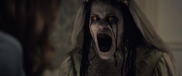 La malédiction de la dame blanche. 3 Linda Cardellini dans La malédiction de la dame blanche The Curse of La Llorona 2019