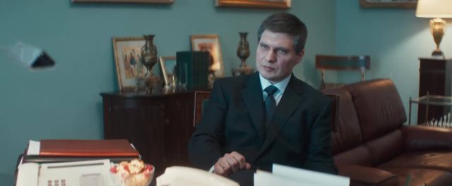 Le Mage du Kremlin - Photos et affiches. 2 Paul Dano Jude Law et Alicia Vikander dans Le mage du Kremlin 2026