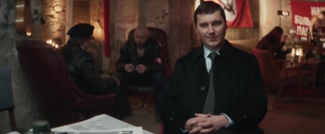 Le Mage du Kremlin - Photos et affiches. 7 Paul Dano Jude Law et Alicia Vikander dans Le mage du Kremlin 2026