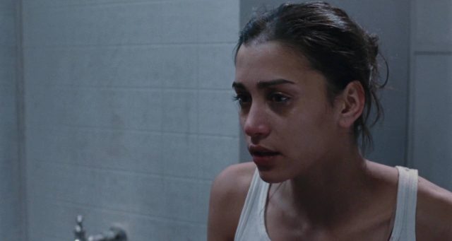 Martyrs - Photos et affiches. 10 Morjana Alaoui et Mylène Jampanoï dans Martyrs 2008
