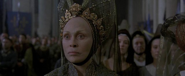 Jeanne d'Arc - Photos et affiches. 14 Milla Jovovich dans Jeanne d'Arc The Messenger: The Story of Joan of Arc 1999