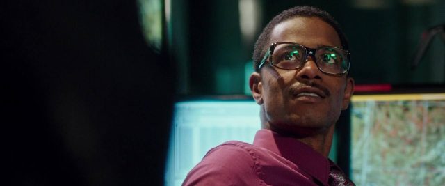 Snowden - Photos et affiches. 18 Joseph Gordon-Levitt et Shailene Woodley dans Snowden 2026