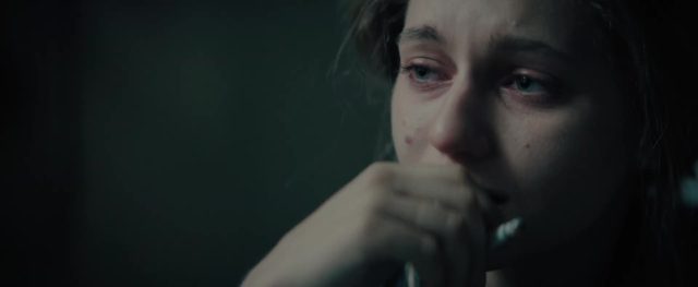 Les rayons et les ombres - Photos et affiches. 4 Jean Dujardin et Nastya Golubeva Carax dans Les rayons et les ombres 2026