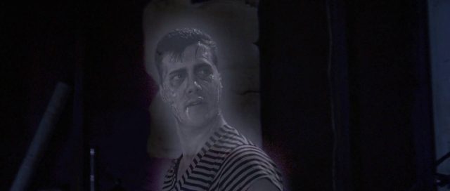 Fantômes contre fantômes. 7 Michael J. Fox dans Fantômes contre fantômes The Frighteners 1996
