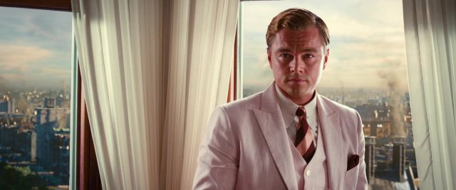 Gatsby le Magnifique - Photos et affiches. 29 Leonardo DiCaprio Tobey Maguire et Carey Mulligan dans Gatsby le Magnifique Great 2013