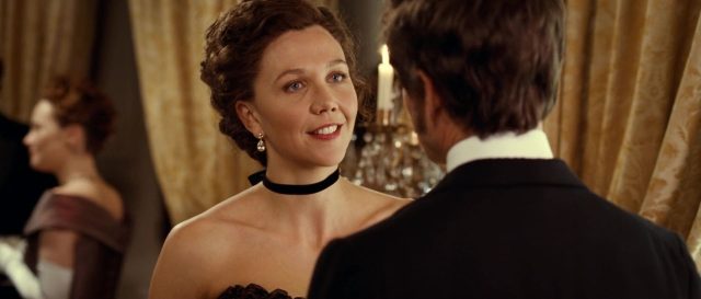 Oh my God ! - Photos et affiches. 15 Hugh Dancy et Maggie Gyllenhaal dans Oh my God ! Hysteria 2011