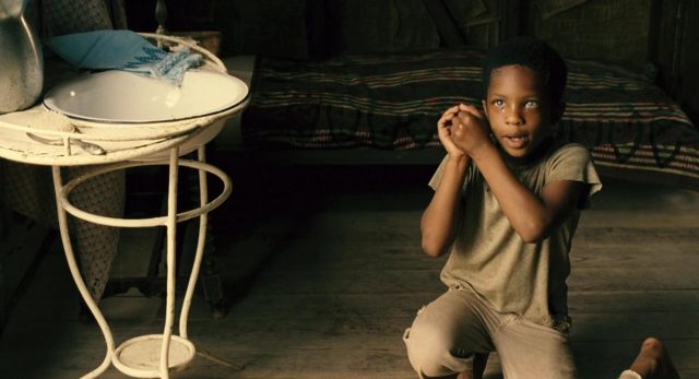 Ray - Photos et affiches. 9 Jamie Foxx dans Ray 2004