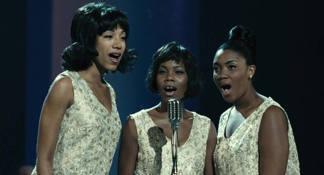 Ray - Photos et affiches. 20 Jamie Foxx dans Ray 2004