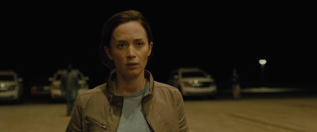 Sicario. 3 Emily Blunt et Benicio del Toro dans Sicario 2015