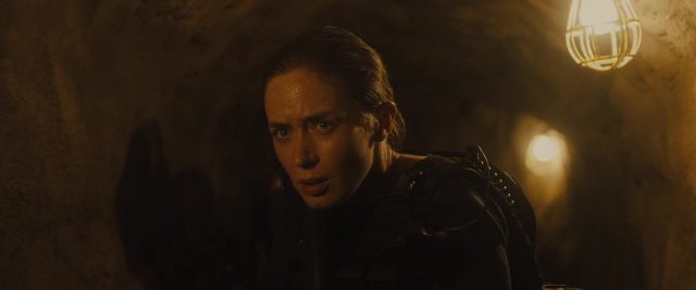 Sicario - Photos et affiches. 15 Emily Blunt et Benicio del Toro dans Sicario 2015