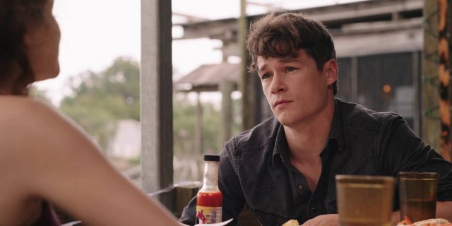The in between - Photos et affiches. 2 Joey King et Kyle Allen dans The in between 2022