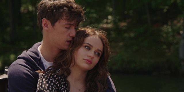 The in between - Photos et affiches. 13 Joey King et Kyle Allen dans The in between 2022