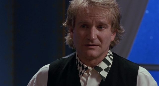 Toys. 3 Robin Williams et Michael Gambon dans Toys 1992
