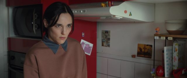 Différente - Photos et affiches. 7 Jehnny Beth et Thibaut Evrard dans Différente 2025