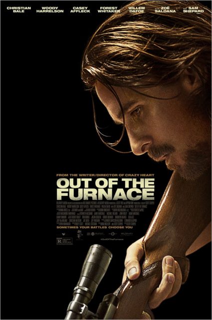 Les brasiers de la colère - Photos et affiches. 2 Affiche Poster de Les brasiers de la colère Out of the Furnace avec Christian Bale et Woody Harrelson 2013