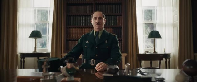 La Bataille de Gaulle - J'écris ton nom. 5 Simon Abkarian dans La Bataille de Gaulle 2026