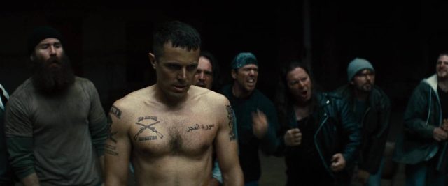Les brasiers de la colère - Photos et affiches. 6 Christian Bale et Woody Harrelson dans Les brasiers de la colère Out of the Furnace 2013