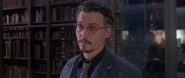 La neuvième porte. 3 Johnny Depp et Emmanuelle Seigner dans La neuvième porte The Ninth Gate 1999