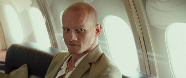 Le transporteur : héritage - Photos et affiches. 15 Ed Skrein Loan Chabanol et Ray Stevenson dans Le transporteur : héritage Refueled 2015