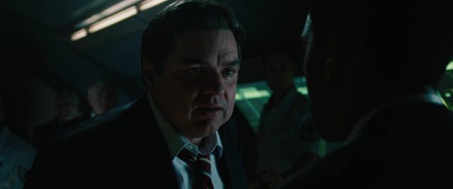 2012. 6 John Cusack et Chiwetel Ejiofor dans 2012 2009