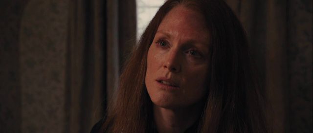 Carrie : la vengeance - Photos et affiches. 14 Chloë Grace Moretz et Julianne Moore dans Carrie : la vengeance 2013