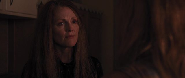 Carrie : la vengeance - Photos et affiches. 15 Chloë Grace Moretz et Julianne Moore dans Carrie : la vengeance 2013