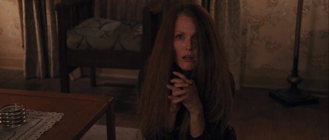 Carrie : la vengeance. 4 Chloë Grace Moretz et Julianne Moore dans Carrie : la vengeance 2013
