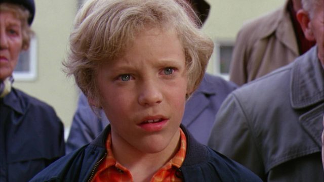 Charlie et la chocolaterie (1971) - Photos et affiches. 6 Peter Ostrum et Gene Wilder dans Charlie et la chocolaterie pays enchanté Willy Wonka and the Chocolate Factory 1971