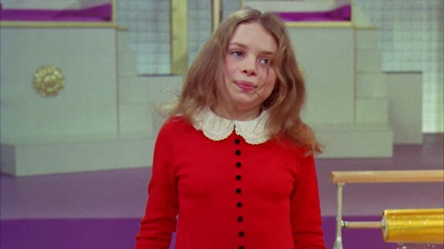 Charlie et la chocolaterie (1971) - Photos et affiches. 18 Peter Ostrum et Gene Wilder dans Charlie et la chocolaterie pays enchanté Willy Wonka and the Chocolate Factory 1971