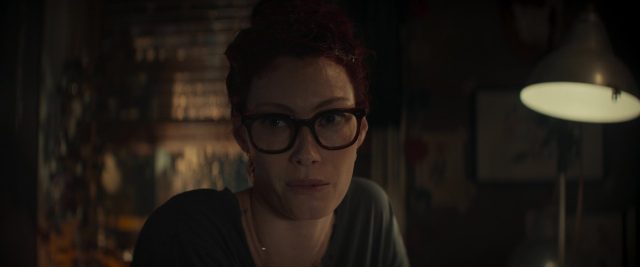 Evil Dead Rise - Photos et affiches. 11 Alyssa Sutherland et Lily Sullivan dans Evil Dead Rise 2023
