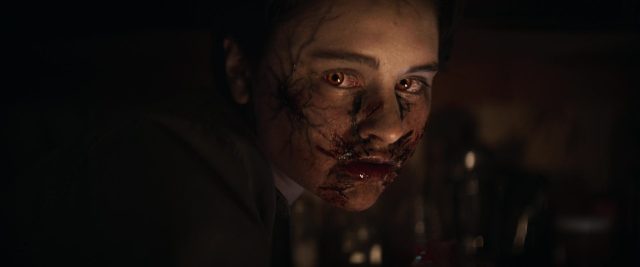 Evil Dead Rise - Photos et affiches. 19 Alyssa Sutherland et Lily Sullivan dans Evil Dead Rise 2023