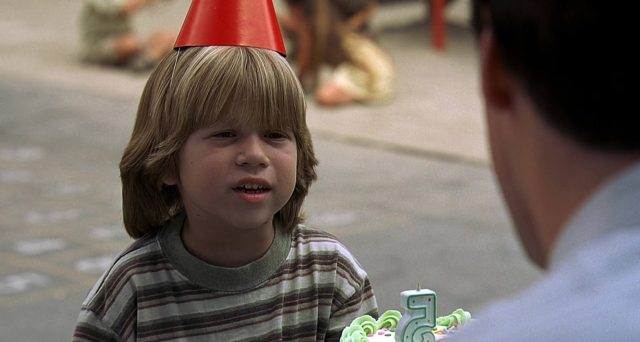 Menteur, menteur. 6 Jim Carrey Maura Tierney et Justin Cooper dans Menteur Liar 1997