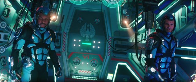Pacific Rim: Uprising - Photos et affiches. 32 John Boyega Scott Eastwood et Cailee Spaeny dans Pacific Rim: Uprising 2018