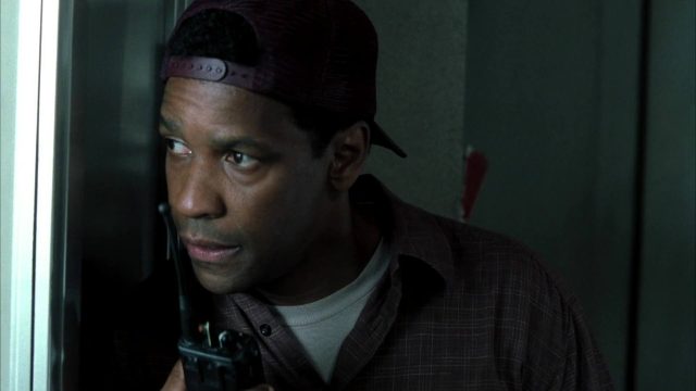 John Q - Photos et affiches. 11 Denzel Washington et Robert Duvall dans John Q 2002