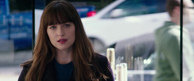 Cinquante nuances plus sombres - Photos et affiches. 16 Dakota Johnson et Jamie Dornan dans Cinquante nuances plus sombres Fifty Shades Darker 2017