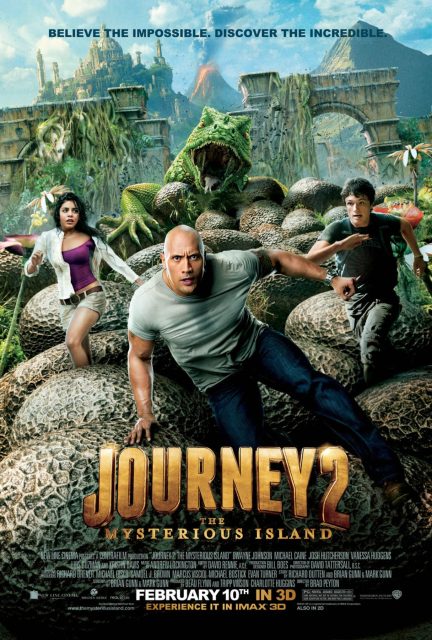 Voyage au centre de la Terre 2 : l'île mystérieuse. 9 Affiche Poster de Voyage au centre de la Terre 2 : l'île mystérieuse Journey 2: The Mysterious Island avec Dwayne Johnson Josh Hutcherson et Vanessa Hudgens 2012