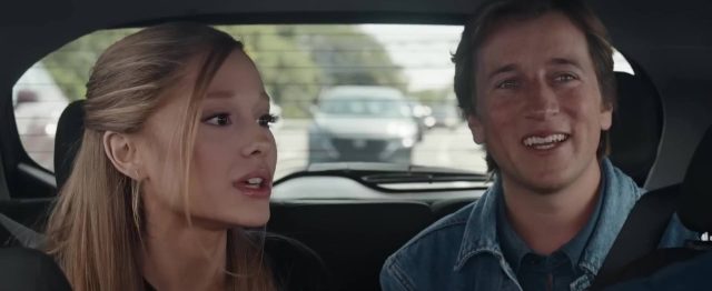 Mon beau-père, ma belle-fille et moi. 34 Robert De Niro Ben Stiller et Ariana Grande dans Mon beau-père ma belle-fille et moi Focker In-Law 2026