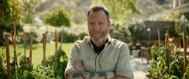 The contractor. 11 Chris Pine et Ben Foster dans The contractor 2022