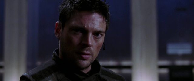 Doom. 26 Karl Urban Dwayne Johnson et Rosamund Pike dans Doom 2005