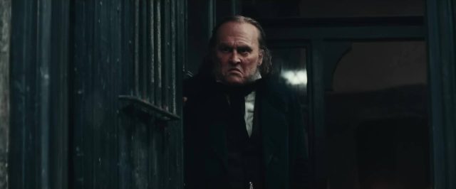 Scrooge. 18 Johnny Depp dans Scrooge Ebenezer 2026
